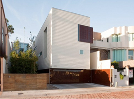 386 Everett Ave